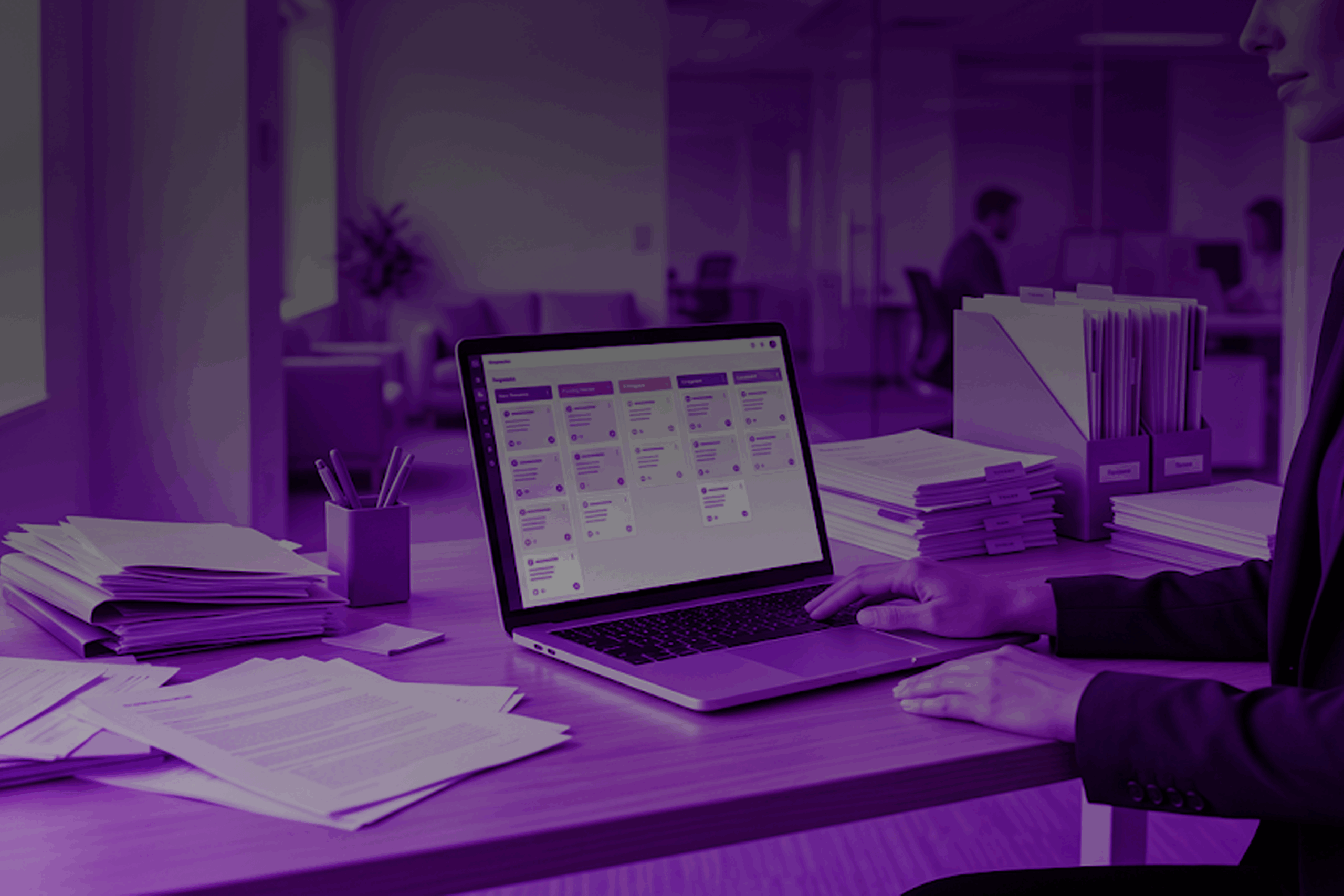 agentes IA para optimizar la gestión de solicitudes complejas